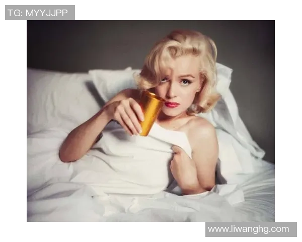 自律与激情并存的足球明星女性头像展现运动之美与力量