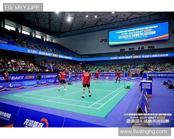 聚焦羽毛球成都羽毛球队如何通过灵活性提升竞技水平与团队协作能力