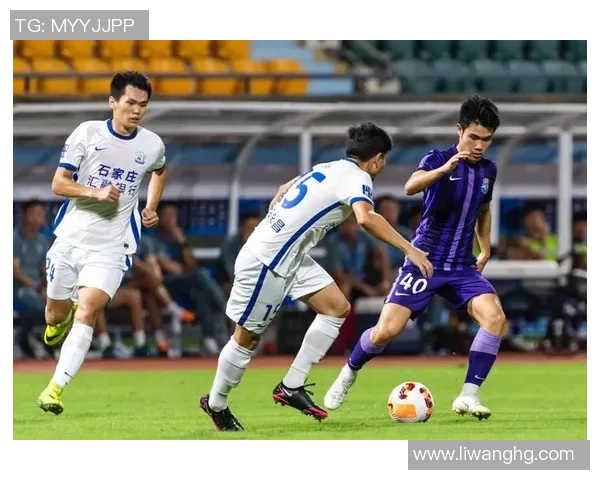 武汉篮球队强势领跑锦标赛积分榜总分高达73分展现冠军实力 武汉篮球队强势领跑锦标赛积分榜总分高达73分展现冠军实力